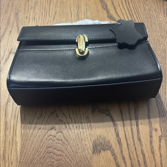 Savette Handbag - Picture 2 of 5